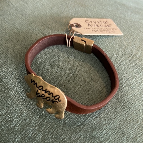 Mama Bear Magnetic Bracelet - Picture 7 of 9